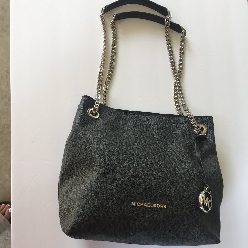 Micheal Kors Black Shoulder Bag with Chain Straps - Picture 13 of 13